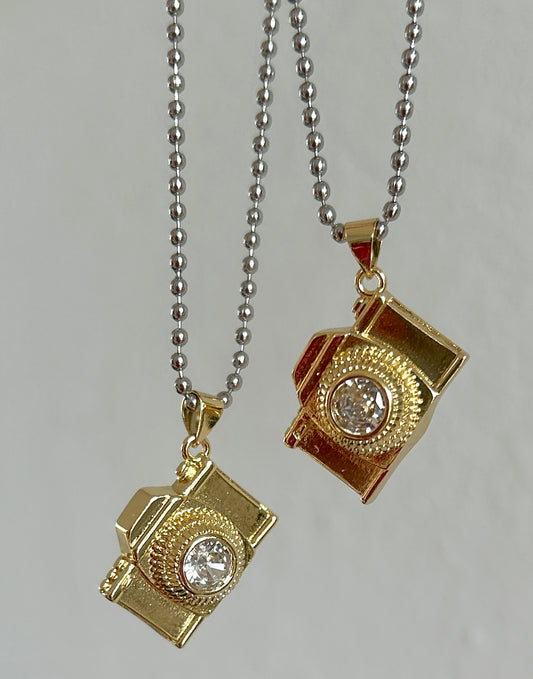 Selfie Necklace